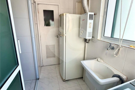 Apartamento à venda com 3 quartos, sendo 1 suíte,  em Indianópolis, São Paulo, SP
