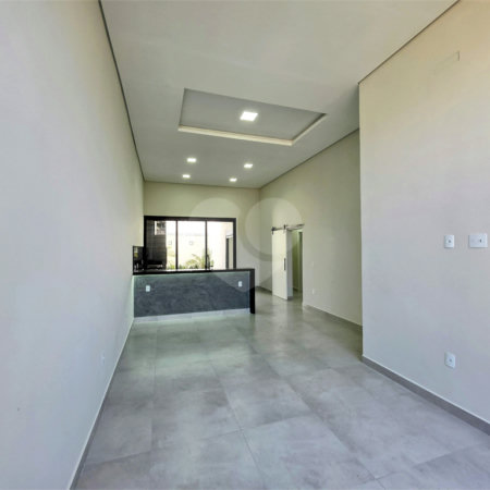 Casa à venda com 3 quartos, sendo 1 suíte, no condomínio Golden Park Residence, Sorocaba - SP