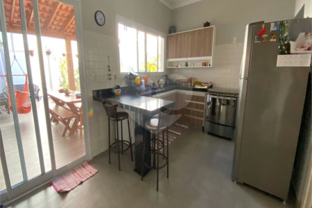 Casa à venda com 3 quartos, sendo 1 suíte,  no condomínio Residencial Viena, Indaiatuba - SP