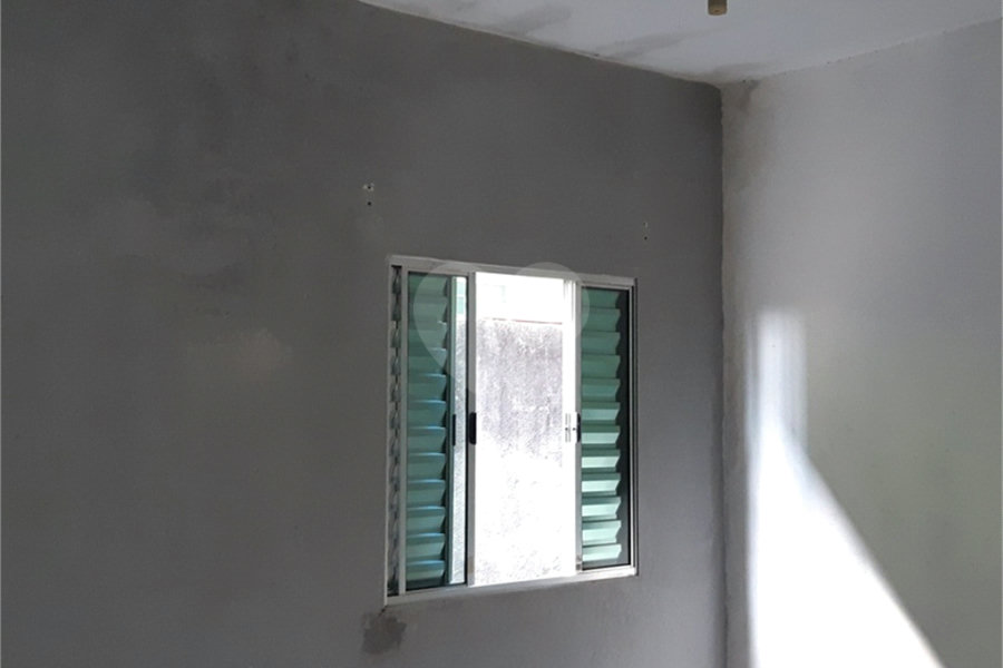 Sobrado à venda com 20 quartos em Jardim Peri, São Paulo, SP