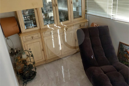 Casa à venda com 3 quartos, sendo 1 suíte, em Jardim Leonor, São Paulo, SP