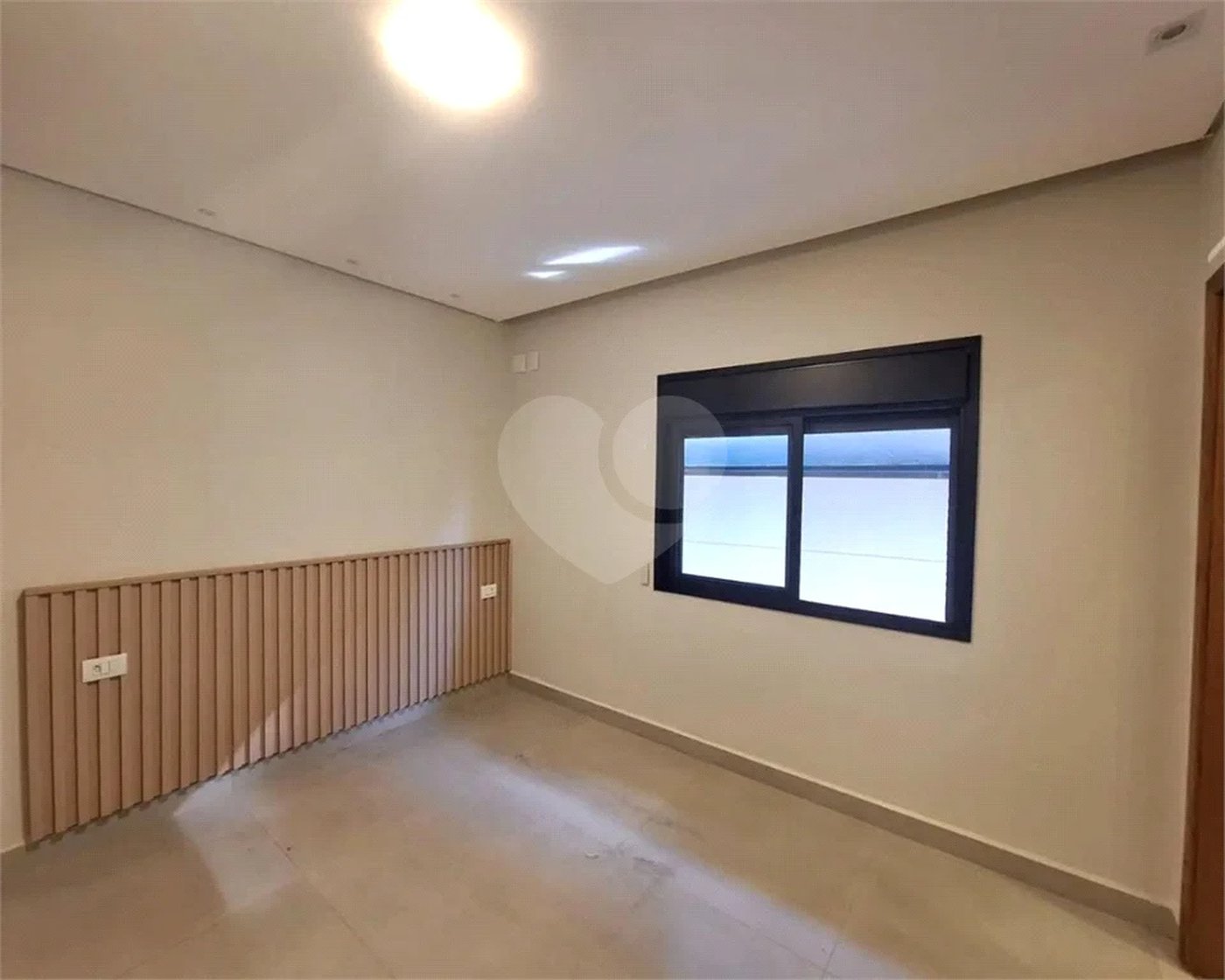Sobrado à venda com 3 suítes em Condomínio Residencial Terras do Caribe, Valinhos, SP