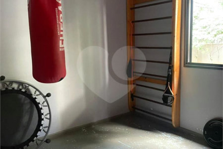 Apartamento à venda com 3 quartos, sendo 1 suíte,  em Vila Andrade, São Paulo, SP
