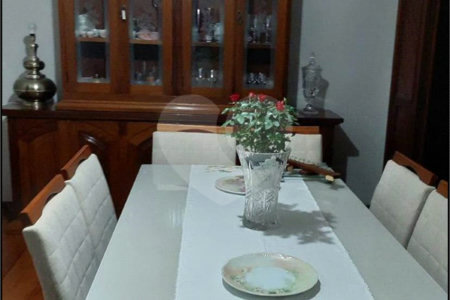 Apartamento à venda com 3 quartos, sendo 1 suíte, no Centro, Araraquara, SP