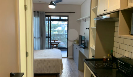 Apartamento à venda ou para alugar com 1 quarto em Pinheiros, São Paulo, SP