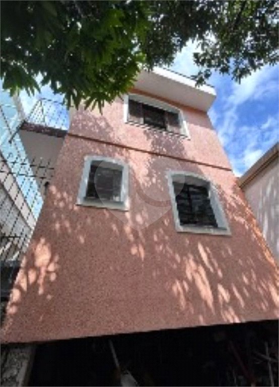 Sobrado à venda com 4 quartos em Vila Ipojuca, São Paulo, SP