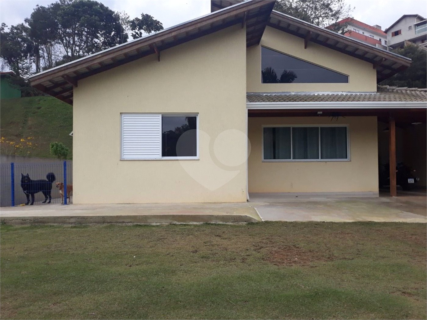 Sítio à venda com 7 quartos, sendo 5 suítes, em Jardim Vinhas do Sol (mailasqui), São Roque, SP