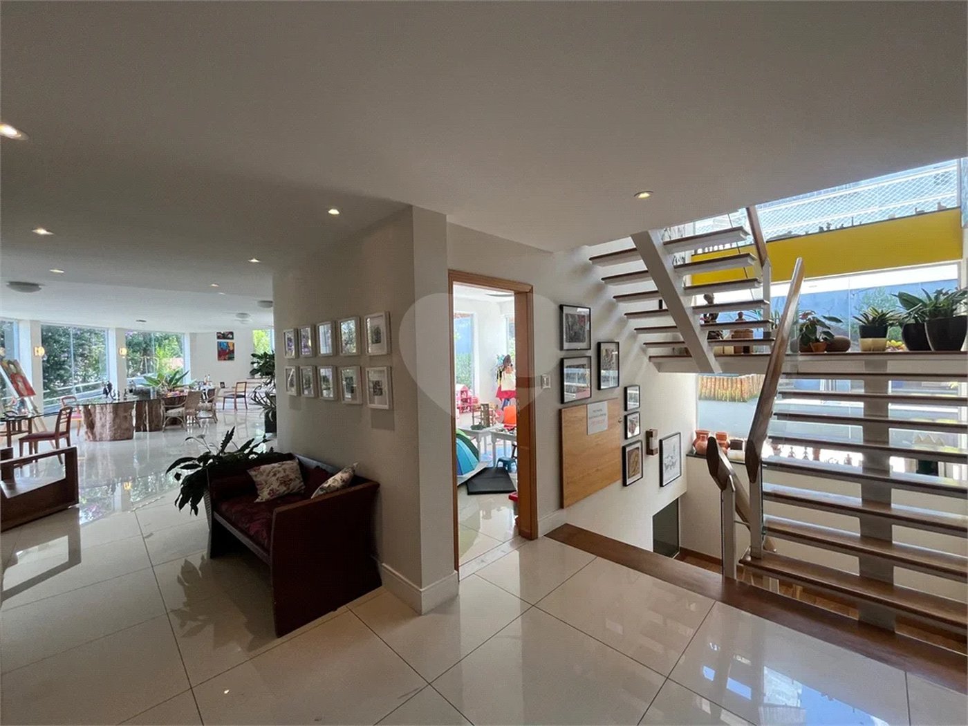 Casa à venda com 5 suítes em Tremembé, São Paulo, SP