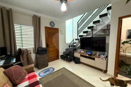 Casa em condomínio à venda com 2 suítes em Vila Gustavo, São Paulo, SP