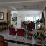 Casa à venda com 4 suítes no condomínio Monte Samkhya, Serra Negra - SP
