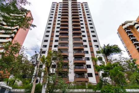Apartamento à venda com 3 quartos, sendo 1 suíte, em Vila Andrade, São Paulo, SP