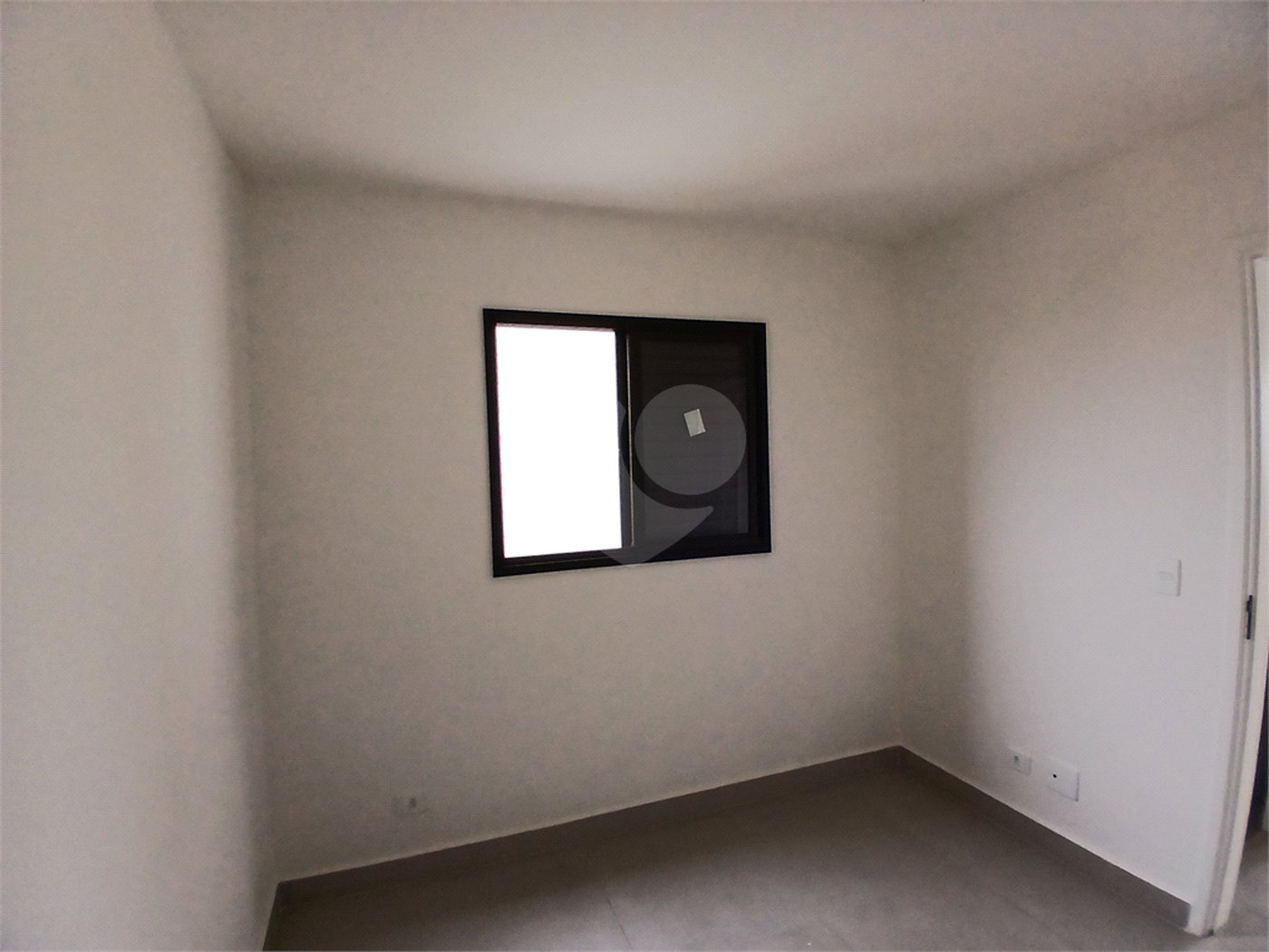 Apartamento à venda com 2 quartos em Vila dos Remédios, São Paulo, SP
