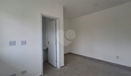 Casa de Vila à venda com 1 quarto em Jardim Santa Marta, Sorocaba, SP