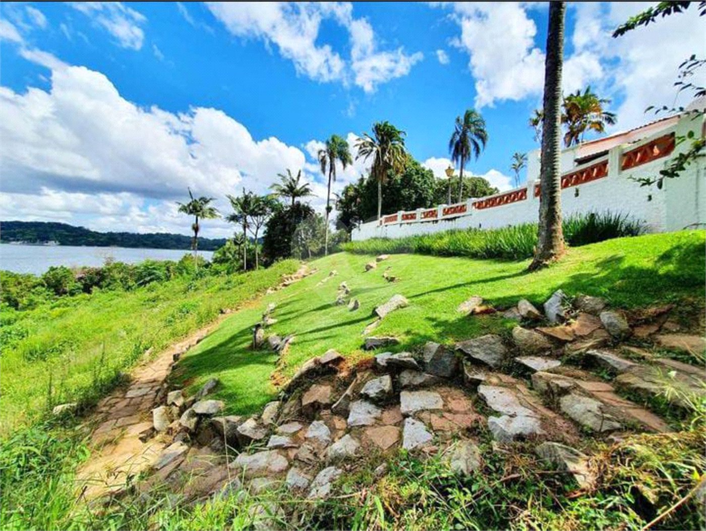 Chácara à venda com 1 suíte em Jardim São Francisco(zona Sul), São Paulo, SP