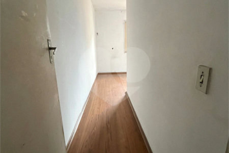 Sobrado à venda com 3 quartos, sendo 1 suíte, em Jardim Colombo, São Paulo, SP