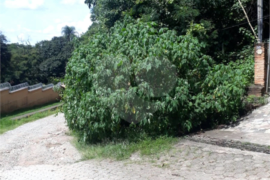 Terreno à venda no condomínio Parque Imperial da Cantareira, Mairiporã - SP