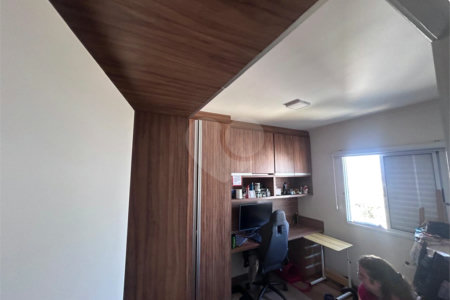 Apartamento a venda.