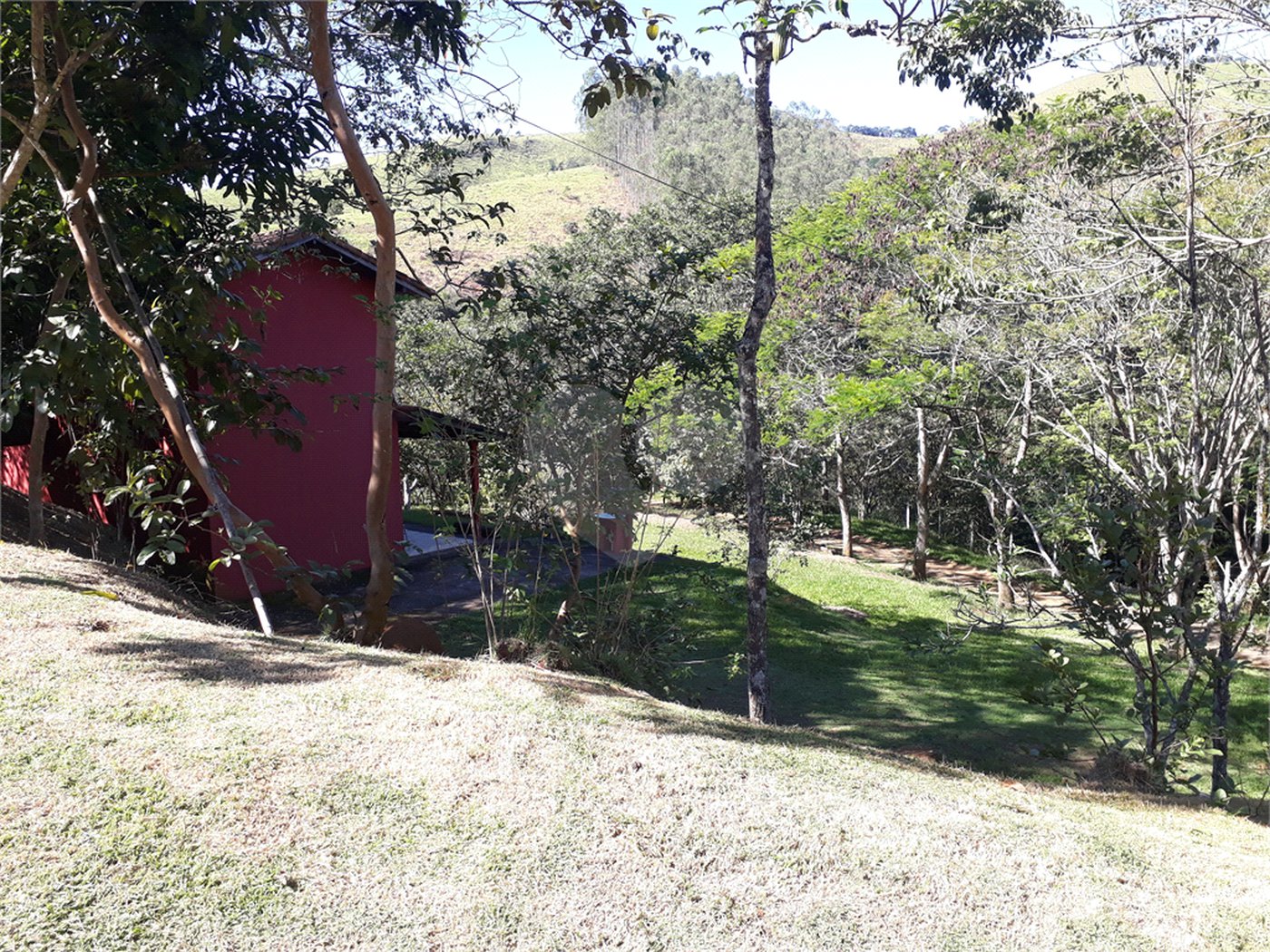 Sítio à venda com 9 quartos, sendo 7 suítes, no Centro, Monteiro Lobato, SP