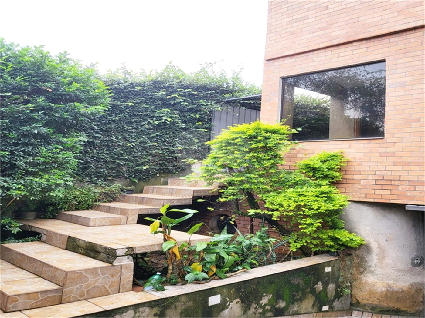 Casa à venda com 4 quartos, sendo 2 suítes, em Vila Maria Alta, São Paulo, SP