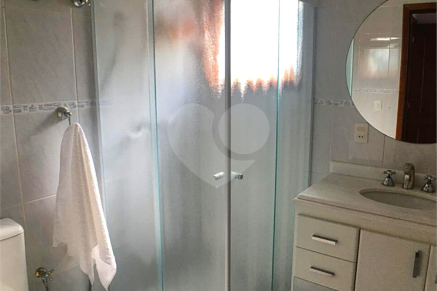 Sobrado à venda com 4 quartos, sendo 3 suítes, em Horto Florestal, São Paulo, SP