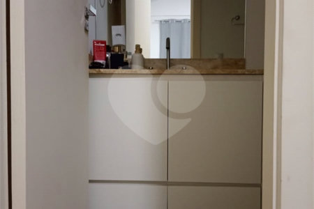 Apartamento à venda ou para alugar com 1 quarto em Granja Viana, Cotia, SP