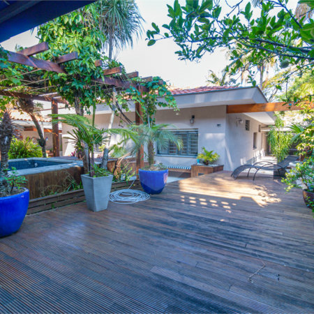 Casa à venda com 3 suítes em Chácara Monte Alegre, São Paulo, SP