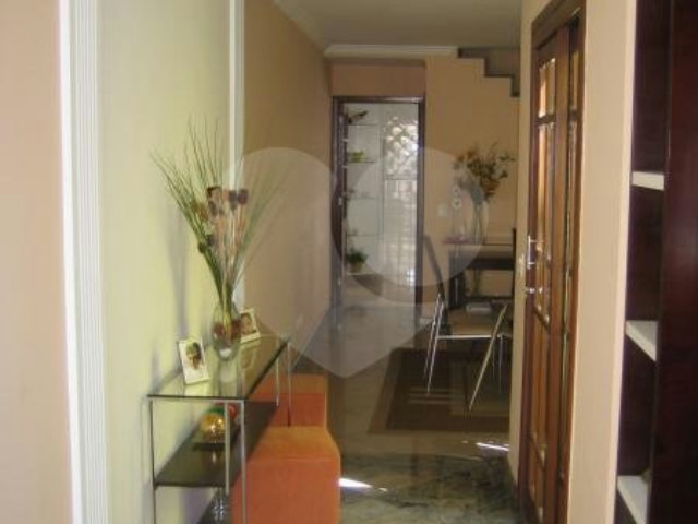 Sobrado à venda com 3 quartos, sendo 1 suíte,  em Vila Ester (zona Norte), São Paulo, SP