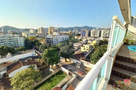 Cobertura à venda com 4 quartos, sendo 2 suítes, em Jacarepaguá, Rio de Janeiro, RJ