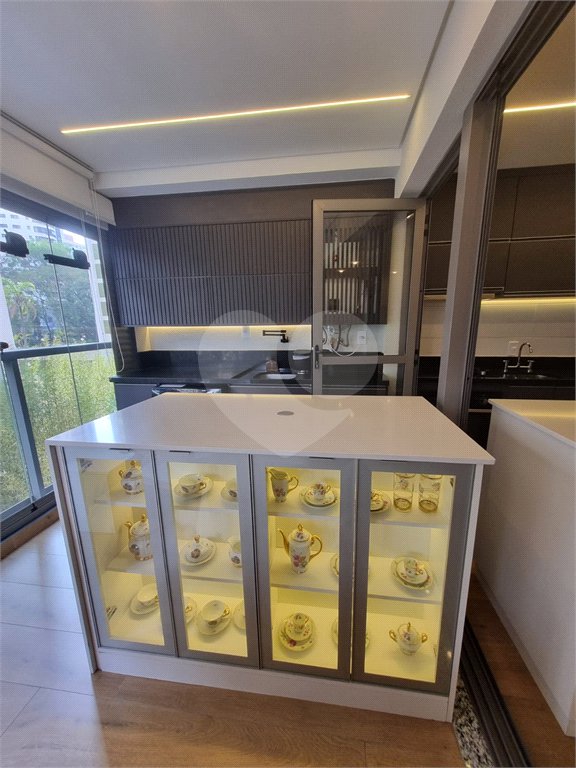 Apartamento à venda com 2 quartos, sendo 1 suíte, em Vila Mariana, São Paulo, SP