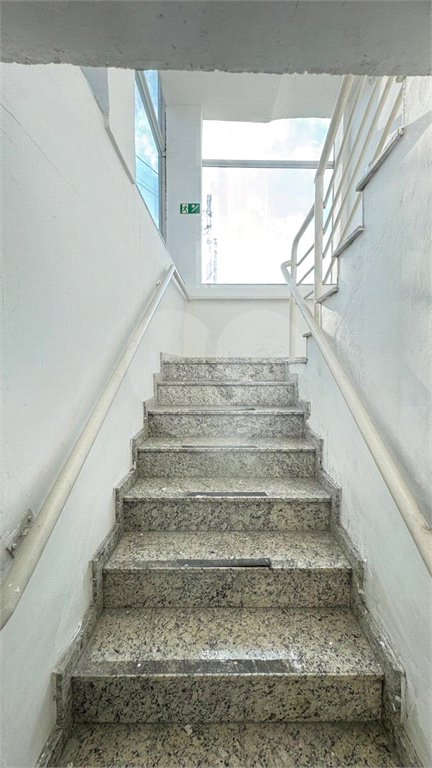 Prédio para alugar no Centro, Poá, SP