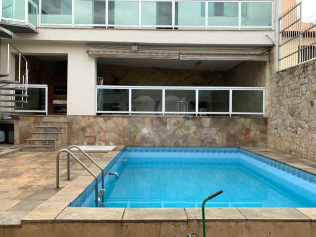 Sobrado à venda com 3 quartos, sendo 2 suítes,  em Tremembé, São Paulo, SP