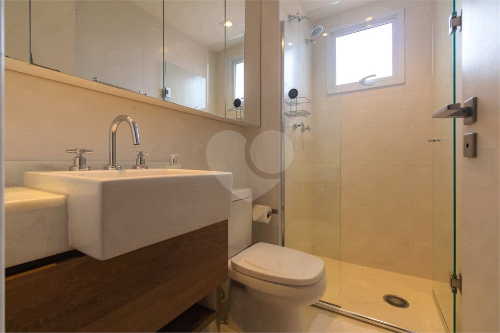 Apartamento à venda com 2 quartos, sendo 1 suíte,  em Vila Gertrudes, São Paulo, SP