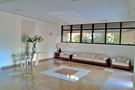 Apartamento à venda com 3 quartos, sendo 1 suíte, em Vila Mariana, São Paulo, SP