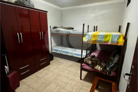 Sobrado à venda com 5 quartos, sendo 3 suítes, em Jardim Jaraguá (são Domingos), São Paulo, SP
