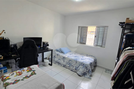 Casa à venda com 3 quartos, sendo 1 suíte, em Vila Maria Eugenia, São Paulo, SP