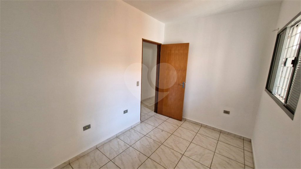 Sobrado à venda com 4 quartos, sendo 1 suíte, em Jardim Hubert, Indaiatuba, SP