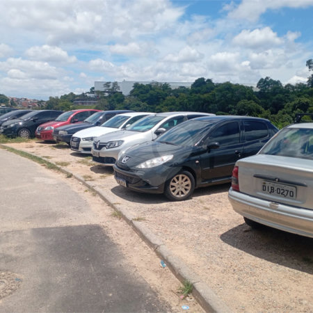 Terreno à venda em Industrial Anhangüera, Osasco, SP