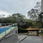 Casa à venda com 4 quartos, sendo 1 suíte, no condomínio Parque Suiça, Caieiras - SP