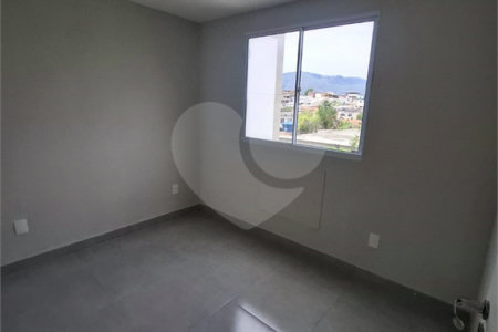 Apartamento à venda com 2 quartos em Guaratiba, Rio de Janeiro, RJ
