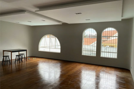 Casa à venda com 3 suítes em Jardim Leonor, São Paulo, SP