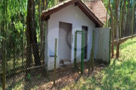 Casa à venda ou para alugar com 4 suítes no condomínio Quebec Ville Residencial, São Roque - SP
