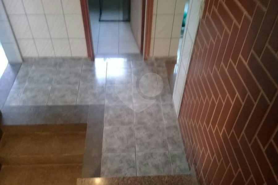 Sobrado à venda com 3 quartos, sendo 1 suíte,  em Horto, São Paulo, SP