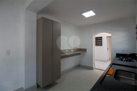 Casa à venda com 3 quartos, sendo 1 suíte, em Brooklin Paulista, São Paulo, SP