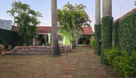Casa à venda com 2 suítes em Jardim Eliana, Araraquara, SP