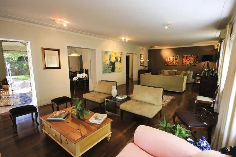 Casa à venda com 3 quartos, sendo 2 suítes,  em Vila Tramontano, São Paulo, SP
