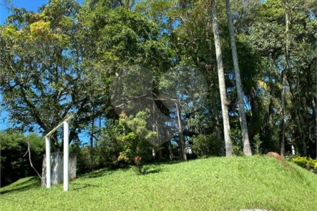 Sítio à venda com 4 quartos, sendo 3 suítes, em Aguas de Igaratá, Igaratá, SP