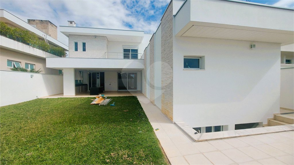 Casa à venda com 3 suítes no condomínio Ângelo Vial, Sorocaba - SP