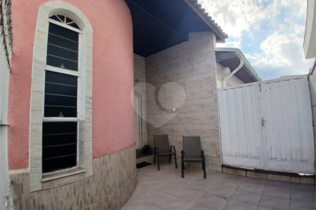 Casa à venda com 3 quartos, sendo 1 suíte,  em Esplanada Mendes Moraes, São Roque, SP