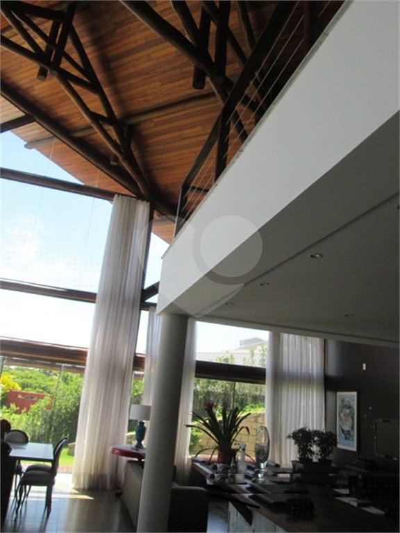 Casa à venda com 6 suítes no condomínio Jardim Primavera, Louveira - SP