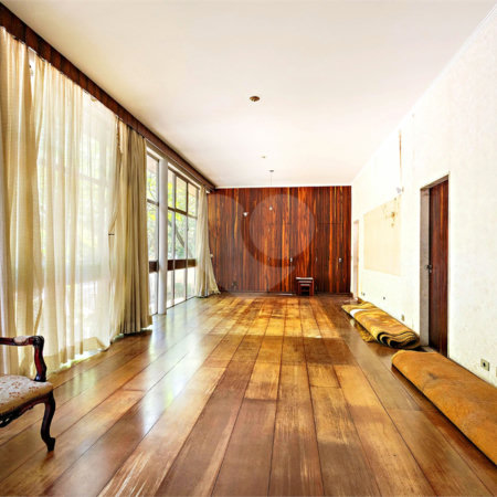 Casa Térrea à venda ou para alugar com 4 suítes em Alto da Boa Vista, São Paulo, SP